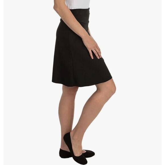 Tranquility Reversible Skirt Black Small New With Tags - Picture 3 of 8